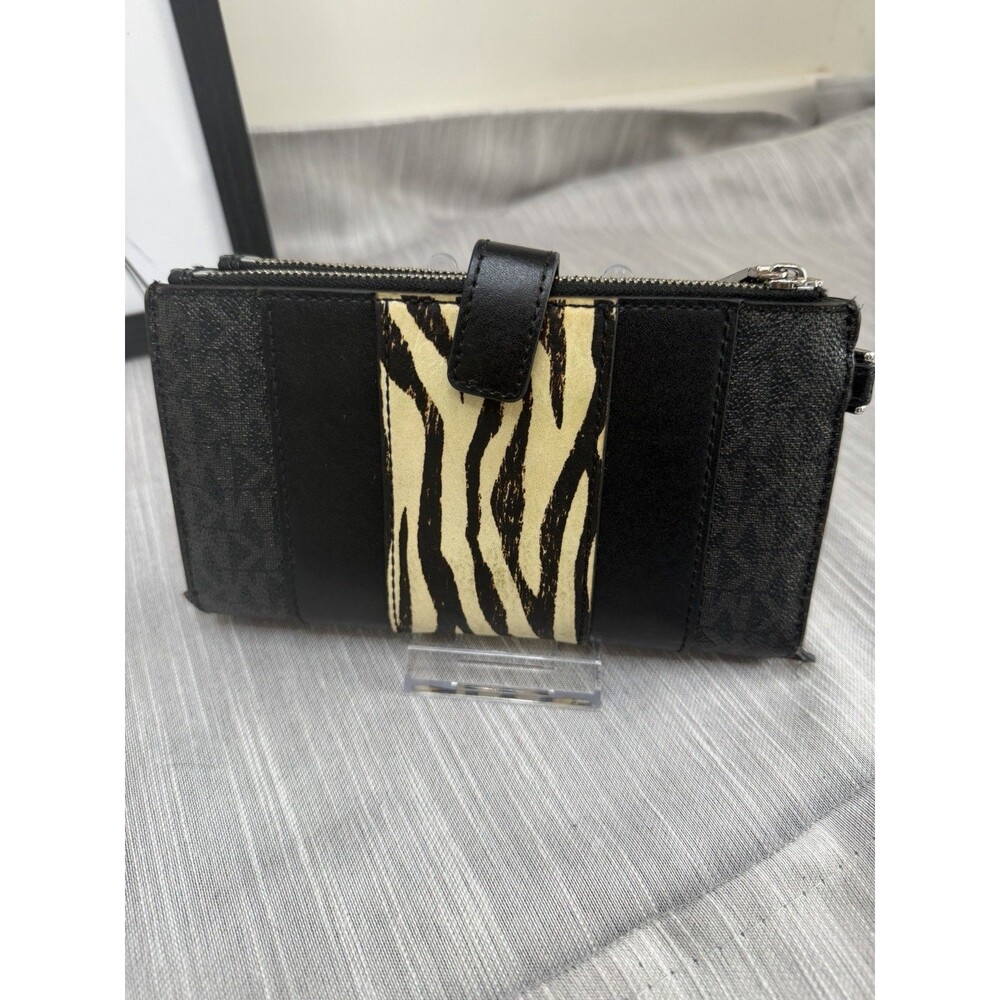 Michael Kors Studded Zebra Print Wristlet Wallet Black Beige Women - Picture 2 of 5